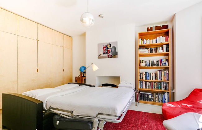 Stylish, Bright Apartment w/ Private Garden - Foto 2