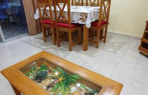 Piso familiar con amplia terraza 300m de la playa - Foto 9