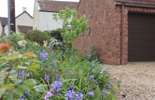 Modern 5-Bed Home, Guests 9, Secure Parking, Contractors - Foto 29