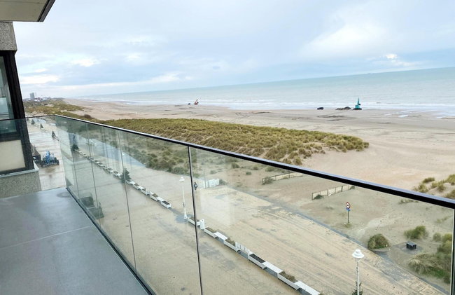 Apartment in Nieuwpoort With sea Beach - Photo 21