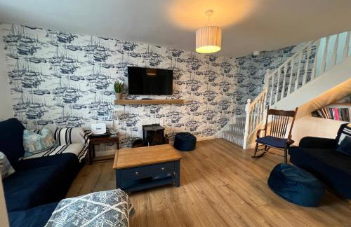 Portaferry Waterfront Townhouse with Hot Tub - Foto 8