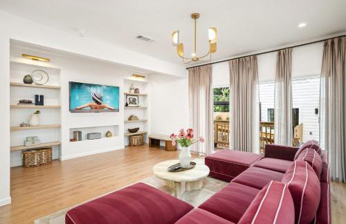 Gated Resort, 2 Homes, 9BR Ensuites, Slps27, Pool - Photo 10