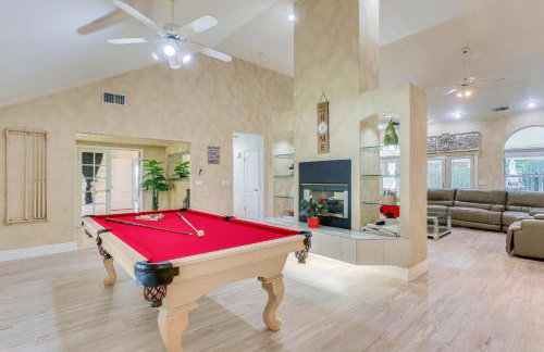 Billiards & Private Pool: Bright Clovis Home! - Foto 7