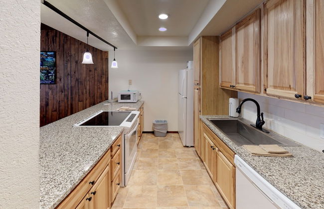 Pines at Meadow Ridge - Photo 7