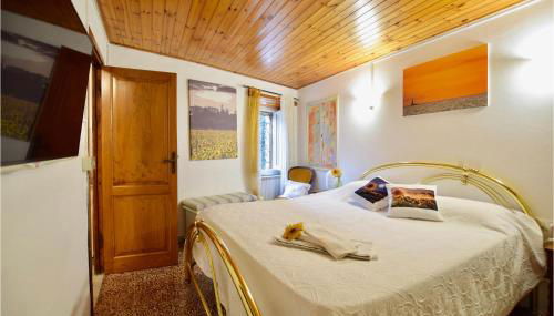 1 Bedroom Lovely Apartment In Casoli - Photo 4