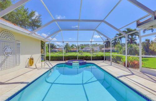 SUPERB LAKESIDE VILLA WITH PRIVATE POOL NAPLES - Foto 2