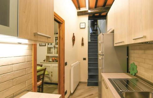 Stunning Home In Montecatini Alto - Photo 8