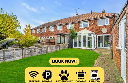 Spacious 4-Bed Haven in Orpington Retreat - Photo 1