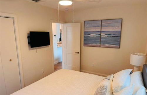 Beautiful home with large pool! Close to the beach! - Foto 13