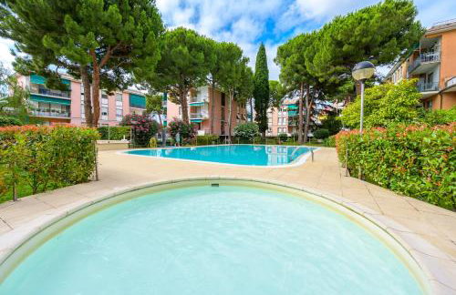 NEW Splash Lusso Con Piscine a 2 Passi Dal Mare - Foto 18