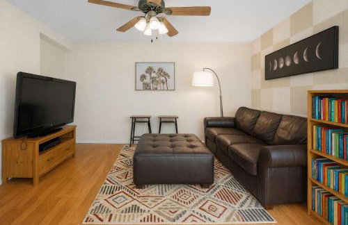 Peaceful Poolside Perfection near Wine Country - Foto 7