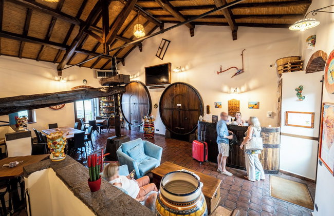 Etna Quota Mille Boutique Hotel, Typical Sicilian Food & Wine - Foto 7