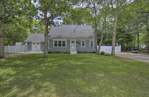 5 Mi to Beach Cape Cod Getaway with Grill - Foto 26