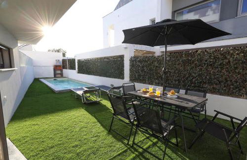 Casa de ferias com Piscina e Suite - Foto 2