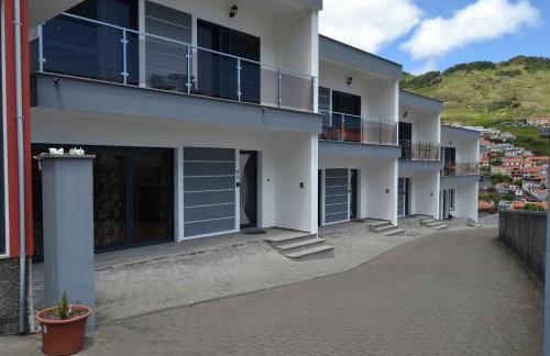 Charming Holiday Home with Free Private Parking - Foto 48