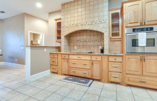 Serene 50-Acre Nature Retreat Near Melissa and Anna - Photo 7