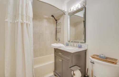 Walk to Train Convenient Skokie Condo! - Foto 17