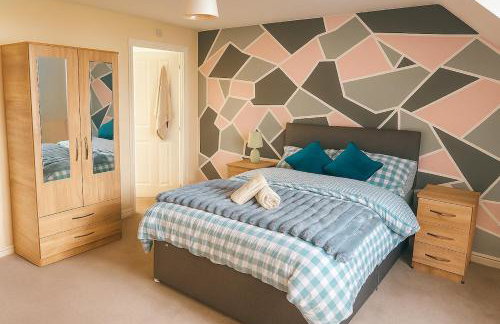 Stylish Townhouse -3 bed, work stay, Free Parking-Kingsway - Foto 9