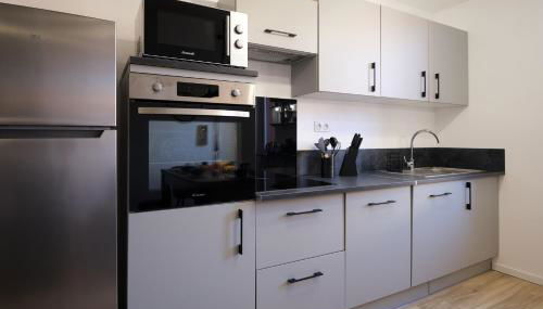 Magnifique*T4*centre ville*WIFI*Billard*Netflix* - Foto 2, stove, dishwasher, pet friendly, minibar