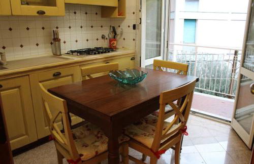 Casa My Home Genova - 14 minuti dal Centro - 5 minuti a piedi dal Gaslini - Foto 1