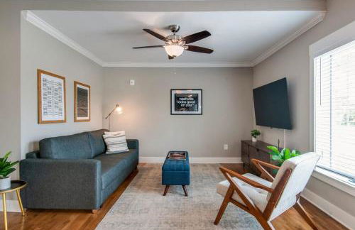New Nashville Condo with 2 King beds walk to bars - Foto 8