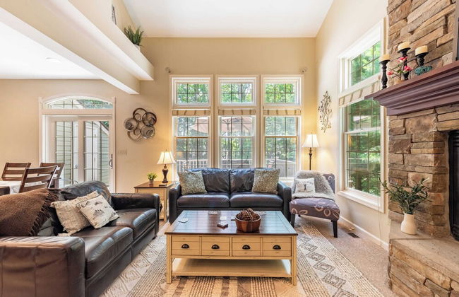 Highland Hideaway by Avantstay Group Poconos Retreat w/ Patio + Game Room - Foto 4