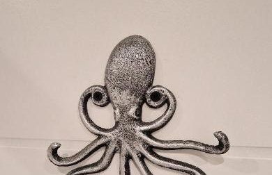 Number 15 Luxurious Two Bedroom Apartment - Photo 26