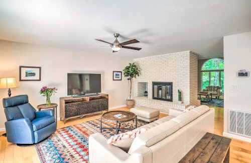 Spacious Family Home Near Hiking and Breweries! - Foto 6