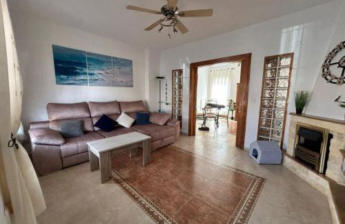 Amazing 3 floor house in front of the beach - Foto 7