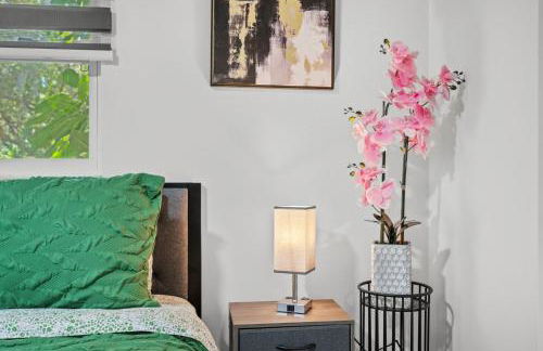 Updated Sarasota Retreat Spa Hot Tub Prime Location - Foto 38