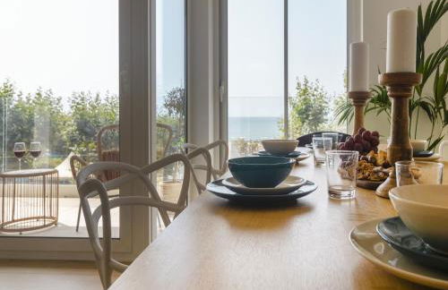 Seafront Apartment in Calella with Beach Access - Photo 37