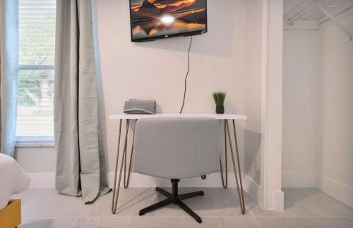 Downtown Home with Basketball, Firepit and Just 20 Miles to Disney - Foto 20