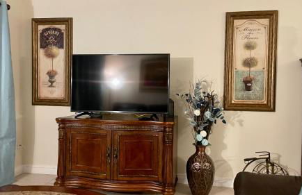 lovely 2BED 2BA vacation rental near the Beach - Photo 18