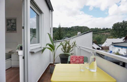NEU Gemütliche Wohnung für max 5 Personen mit Balkon nähe Mosel mit Blick auf die Weinberge - Foto 11