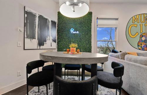 Modern Luxe Townhome with Rooftop Cinema - Foto 24