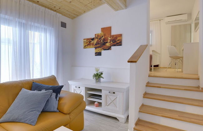 Detached House With Private Pool Near the Coast - Foto 11