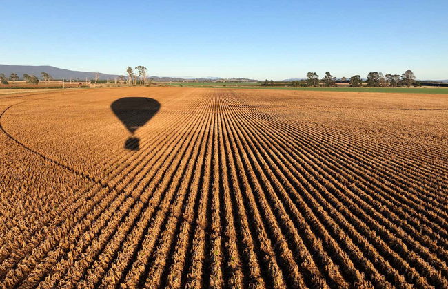 Avon Valley Hot Air Balloon Ride - Photo 4
