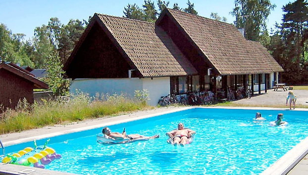6 Person Holiday Home in Nexo - Foto 2, Piscina