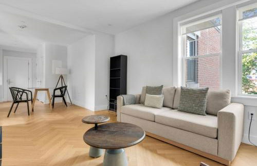 Blueground Baldwin washer nr Fresh Pond BOS-1240 - Photo 3