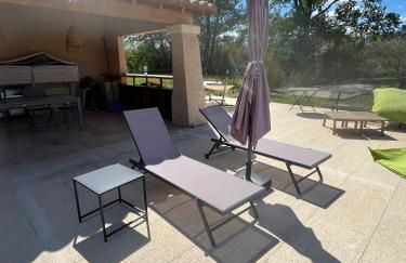 Superbe Mas Provençal rénové avec piscine, billard et climatisation à Paradou - Foto 9