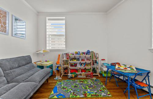 New England Nest - Modern 2BR Home with EV Charger - Foto 23