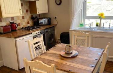 Beautiful traditional top floor flat in the center of Largs - Foto 12