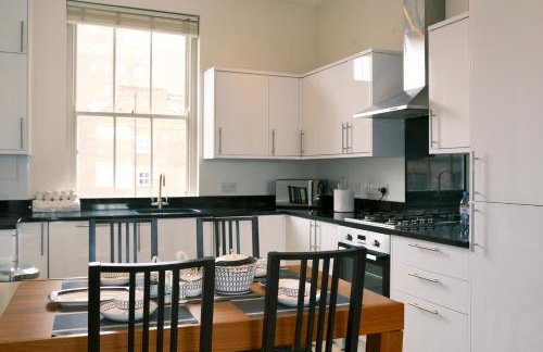 Spacious Duplex Flat West London for Families & Groups - Foto 8