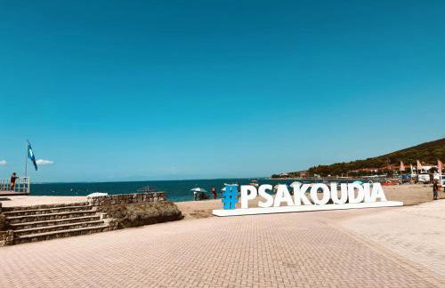 Elia by the sea - Photo 5