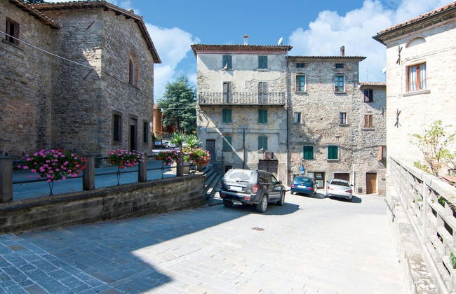 Cozy Farmhouse in Apecchio with Hot Tub - Foto 31