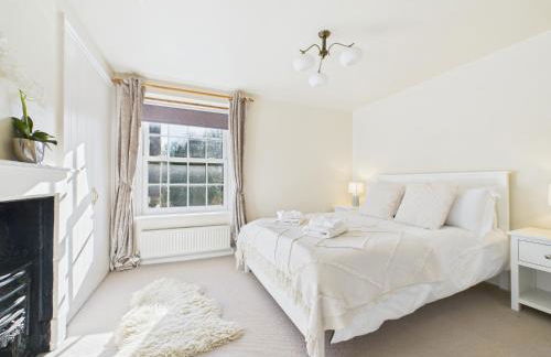 Romantic Cottage in the Cotswolds with Private Parking and WiFi - Foto 7