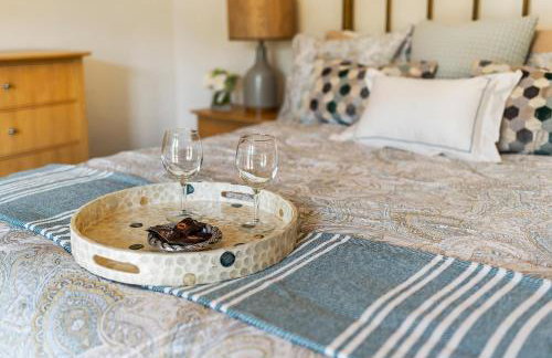 Elegant 4BR Home Guest House Private Yard - Foto 23