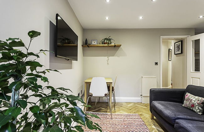 Cosy Garden Flat in Prestigious Residential Area - Foto 13