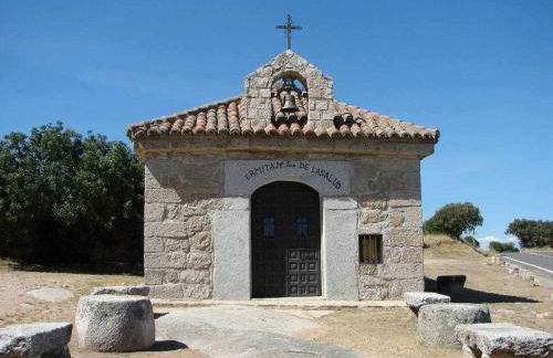 Ideal FAMILIAS hasta 15 Personas en San Martín de Valdeiglesias Madrid - Foto 54