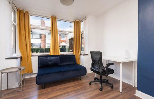 Comfy 3BR Home - Pool Table - Games - Sleeps 8 - Foto 14